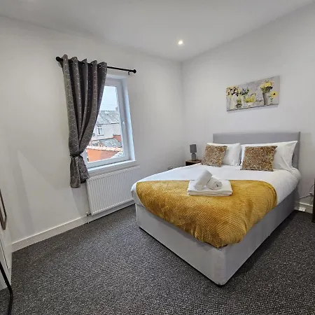 16 Newcastle Street By Prestige Serviced Holiday home Barrow-in-Furness
